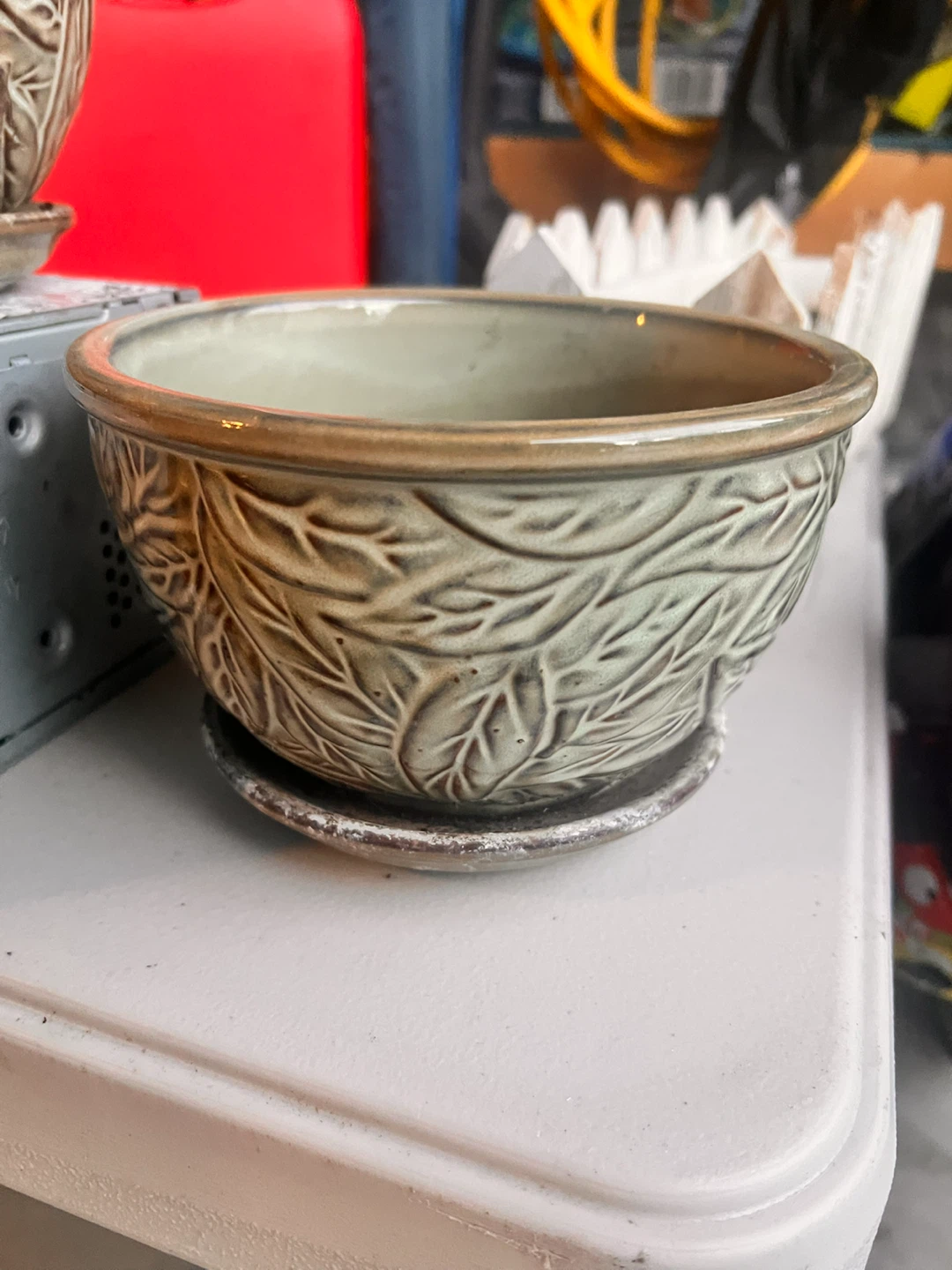 Leaf Pattern Ceramic Planter Pot with Saucer