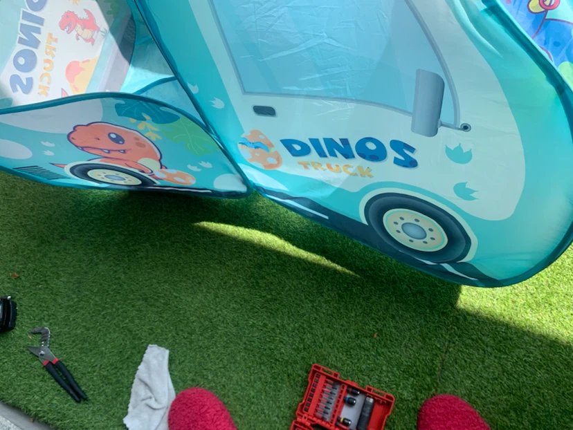 Dinos Truck Play Tent - photo 3