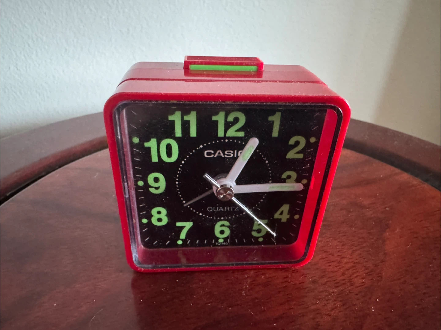Vintage Casio Red Quartz Alarm Clock TQ-140