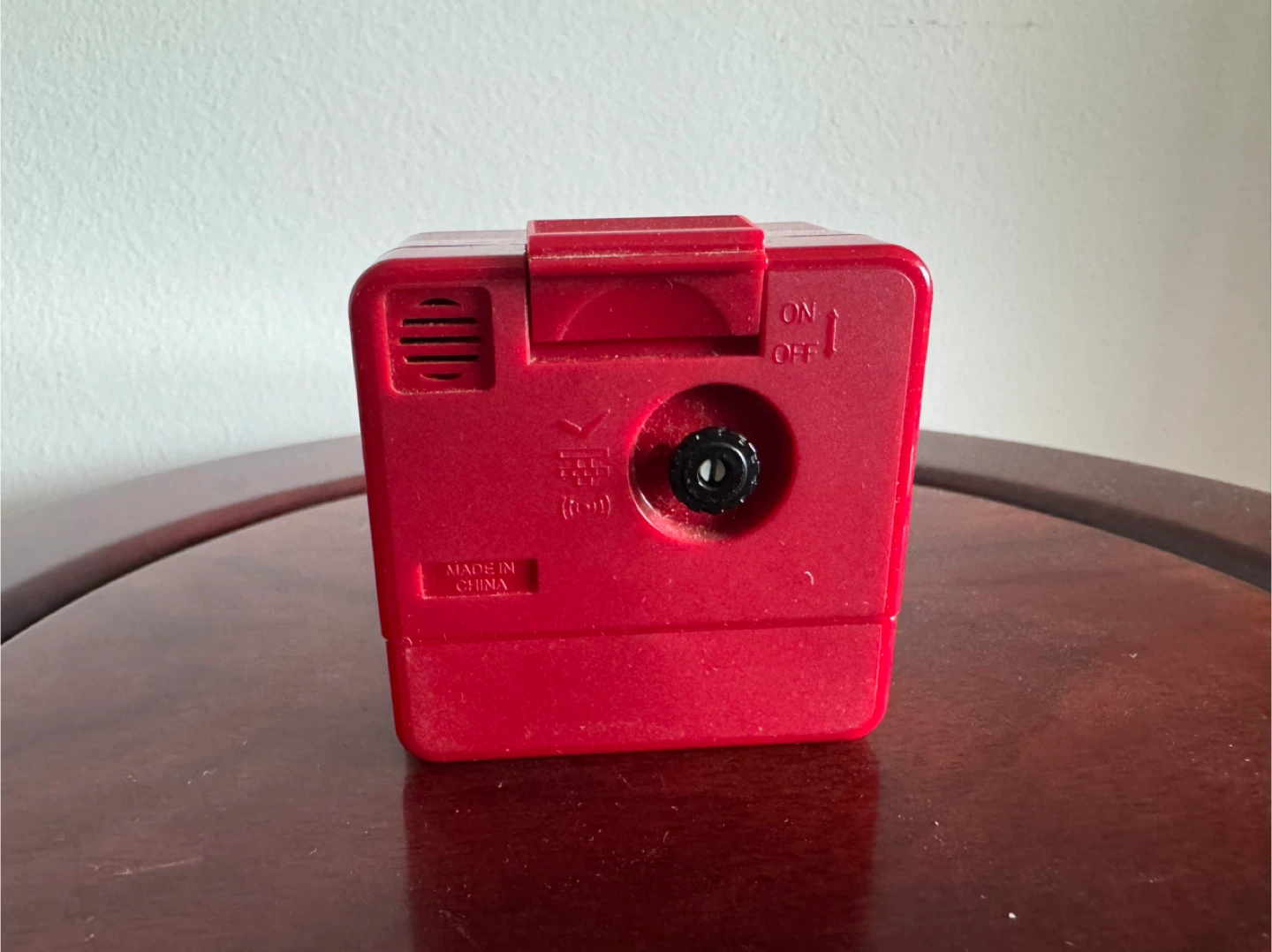 Vintage Casio Red Quartz Alarm Clock TQ-140 - photo 5