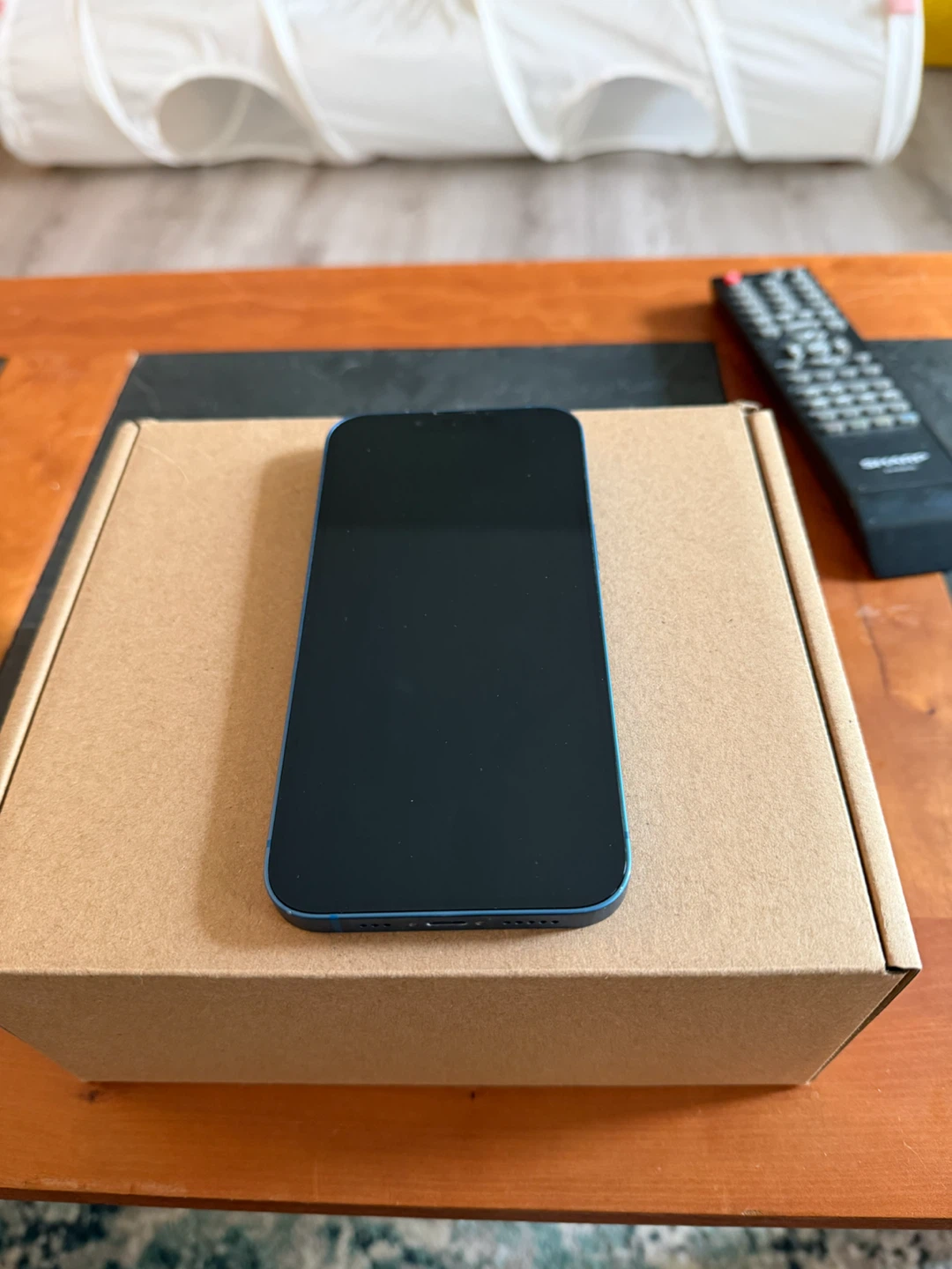 iPhone 13 128GB - photo 2
