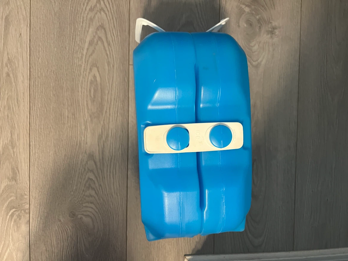 6 pack can cooler - photo 3