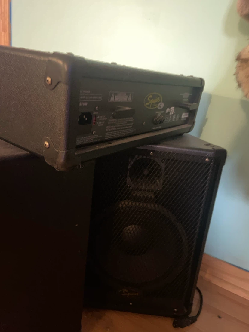 Squier Fender 4 P.A system/mixer - photo 2