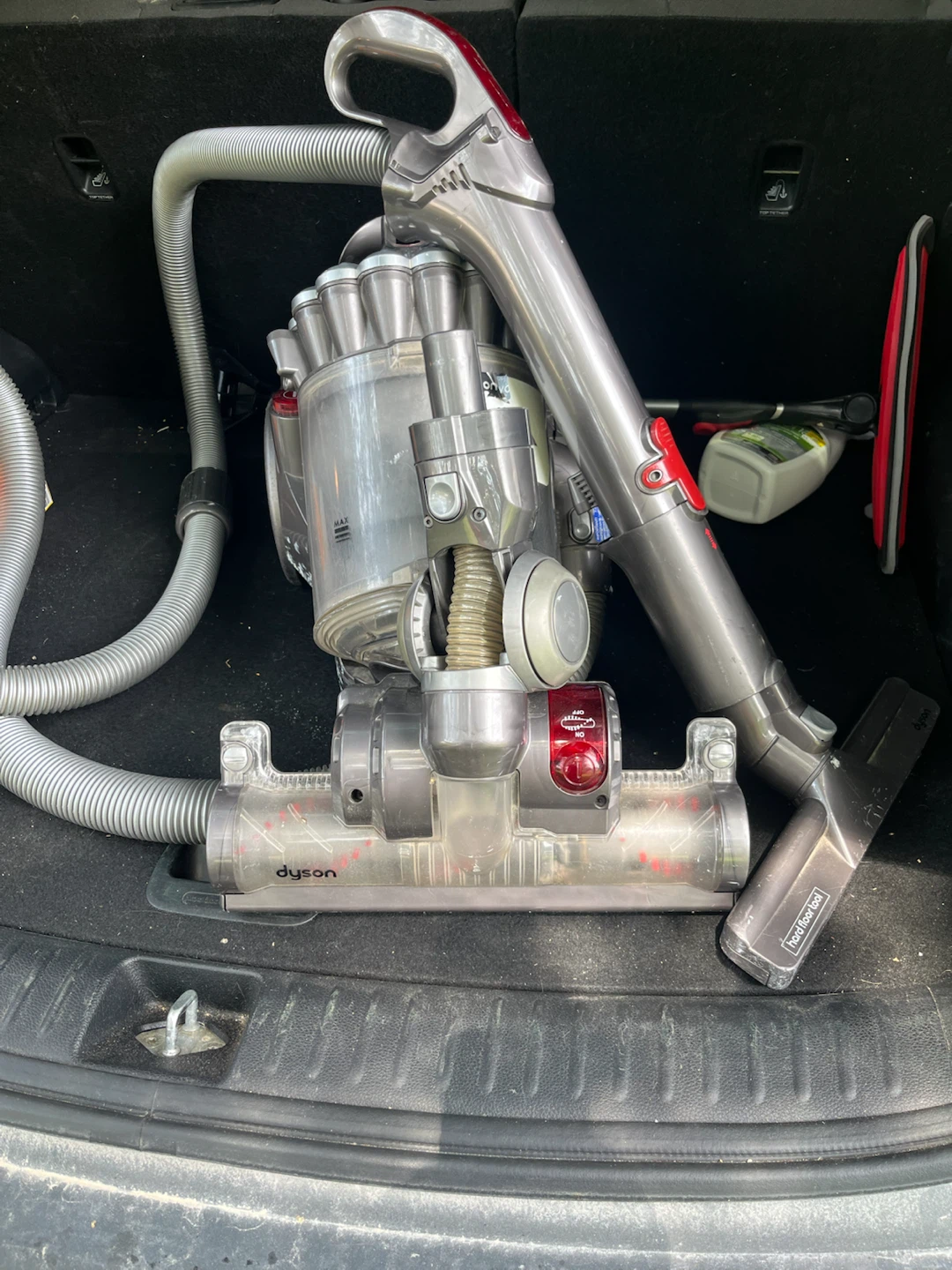 Dyson Vacuum Cleaner and Accessories