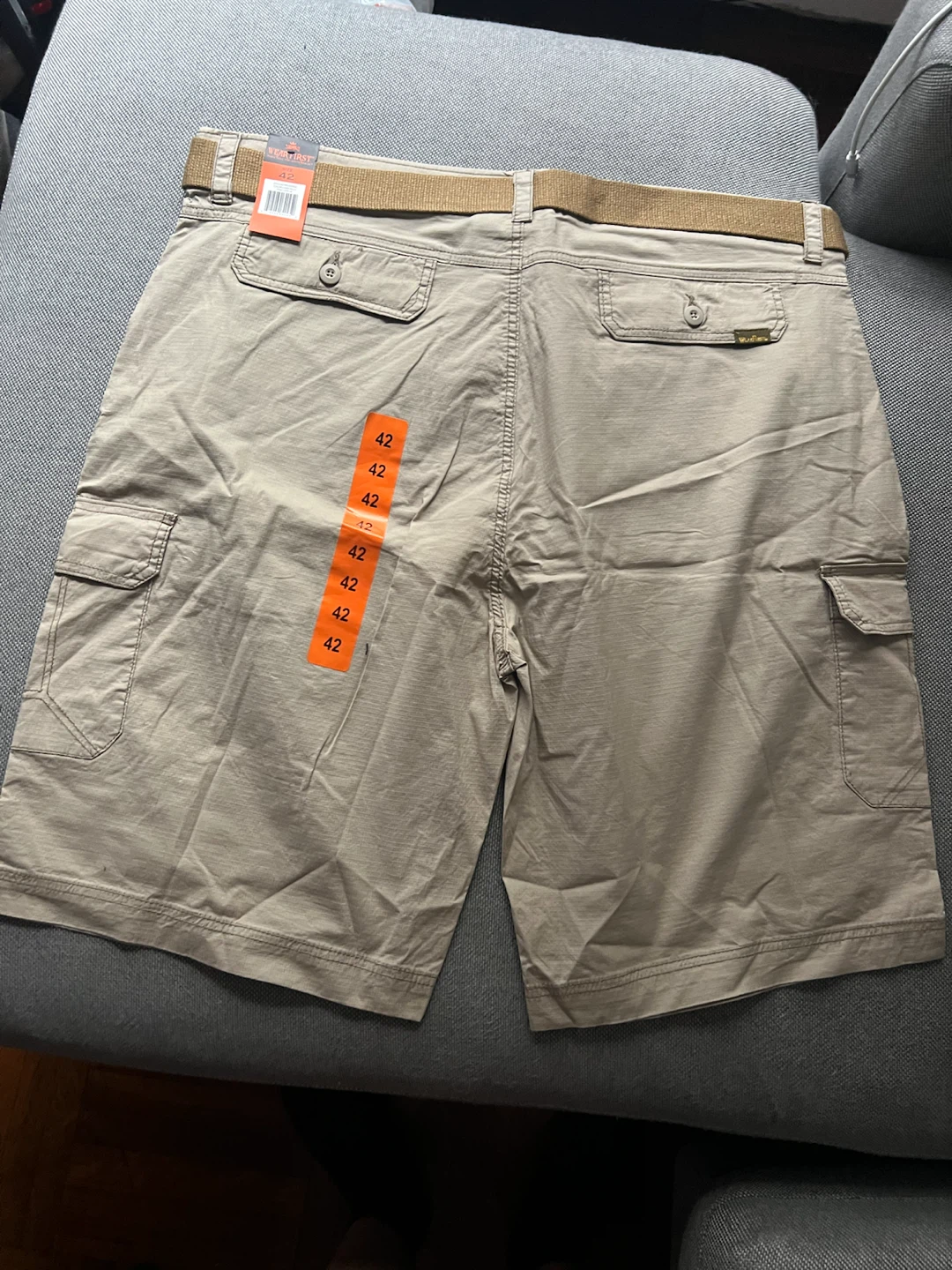Wrangler Cargo Shorts Size 42 Khaki Belt Included