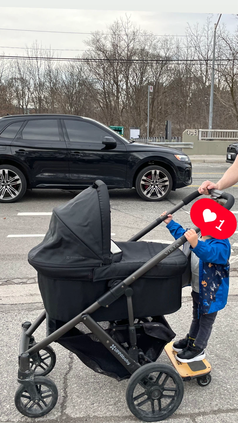 UPPAbaby Vista Stroller with Many Accessories