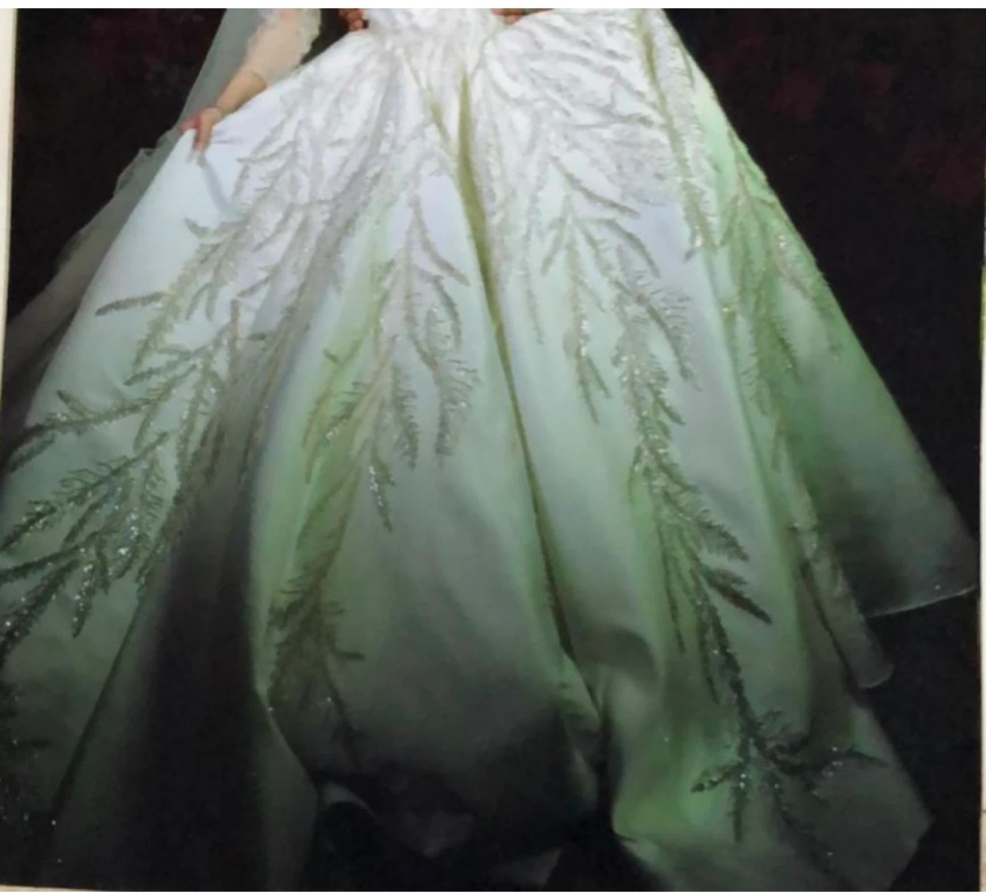 Elegant White Wedding Dress with Intricate Beading - photo 2