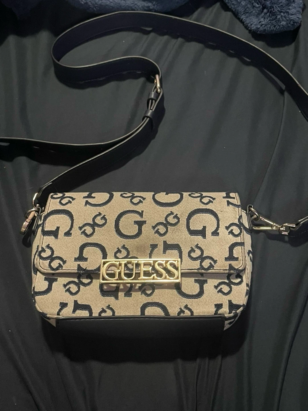 Guess shoulder bag with all-over G logo pattern