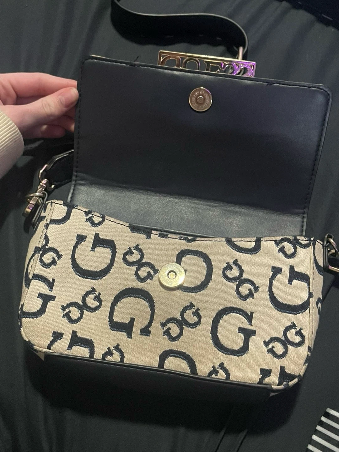 Guess shoulder bag with all-over G logo pattern - photo 2