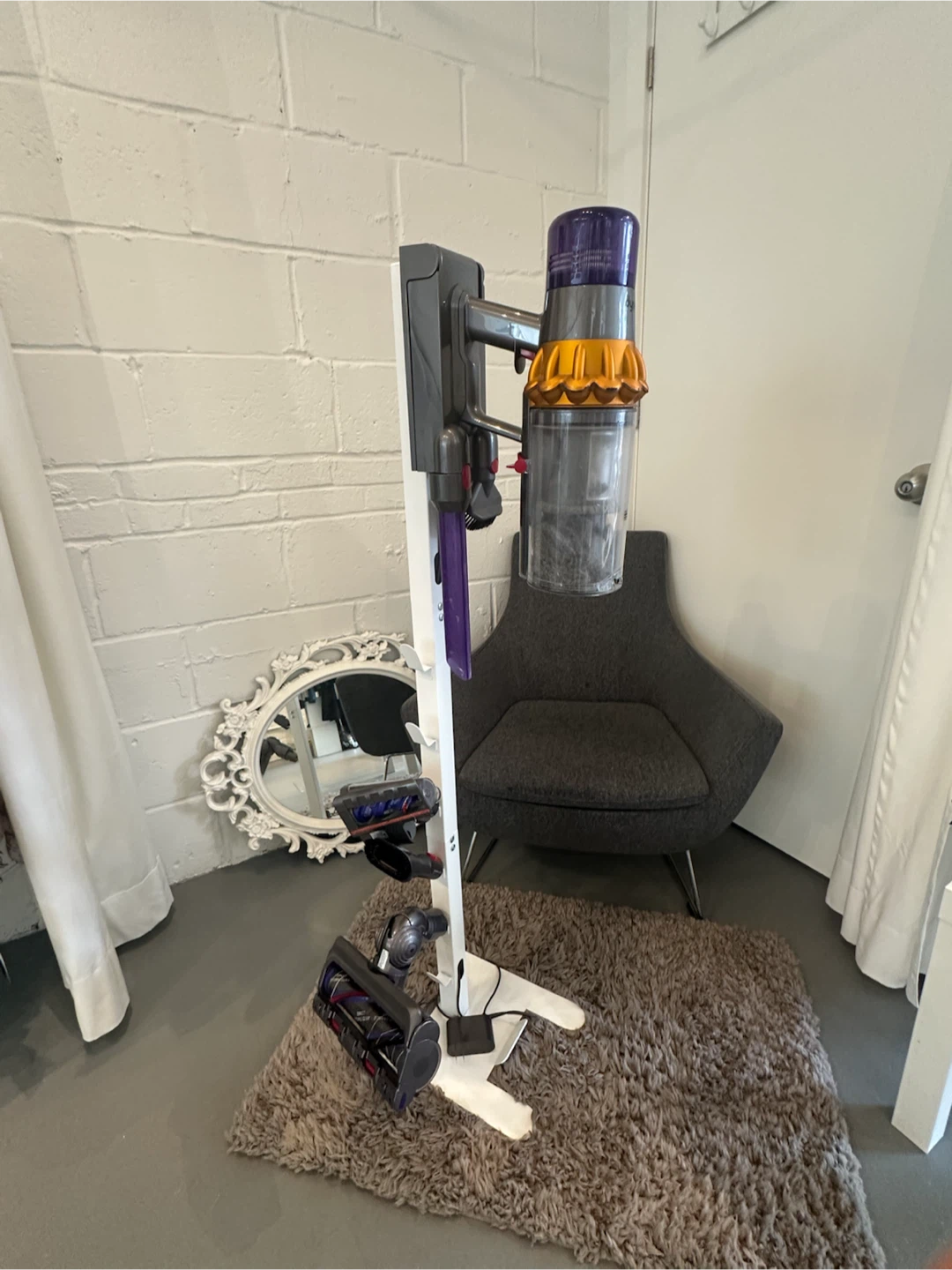 Dyson Cordless Vacuum Cleaner Docking Station