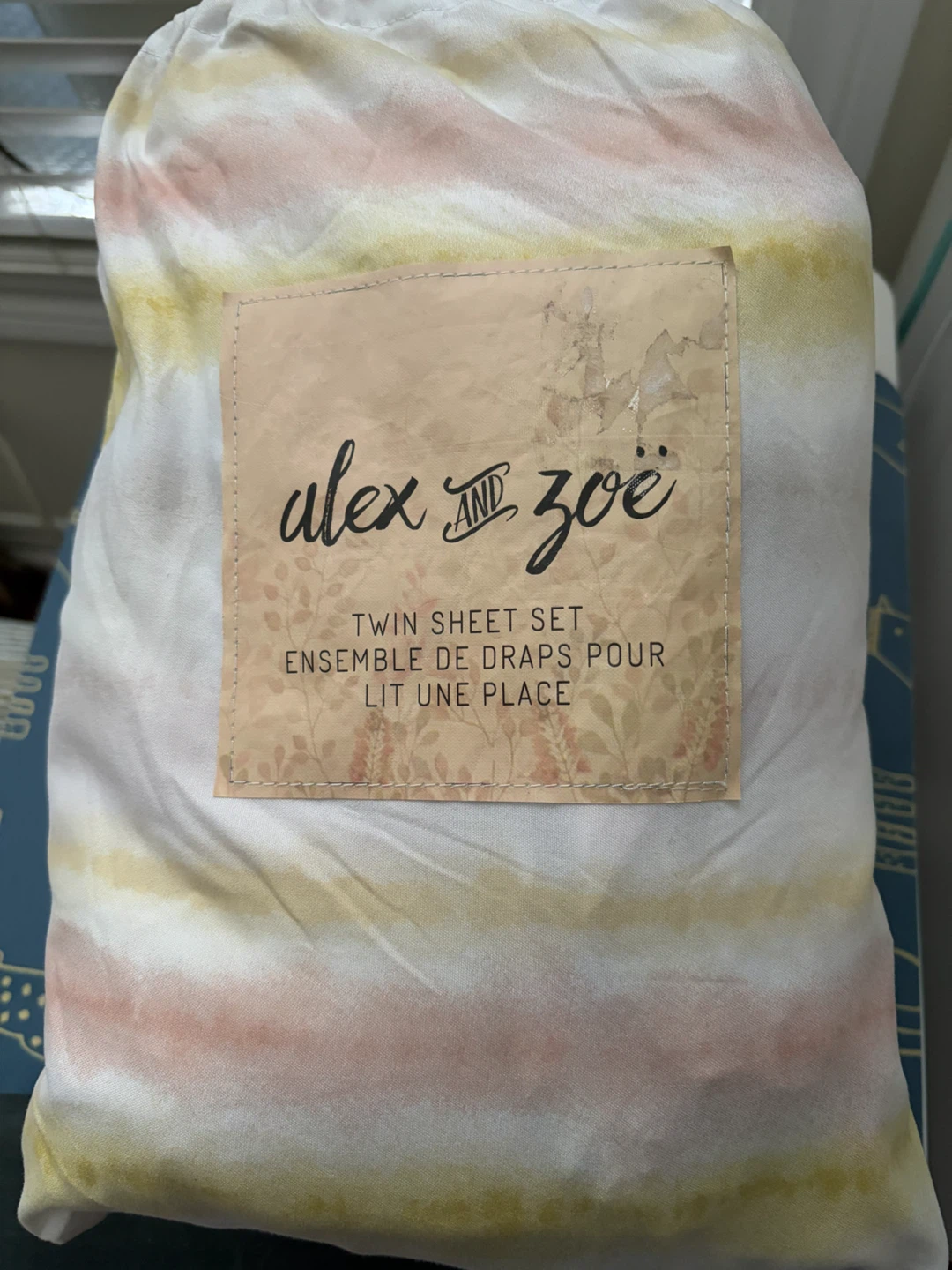 Twin bedsheets like new condition