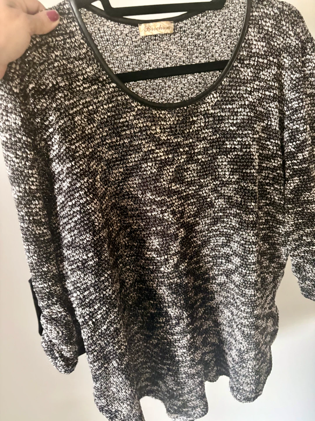 Brochure Sweater size L