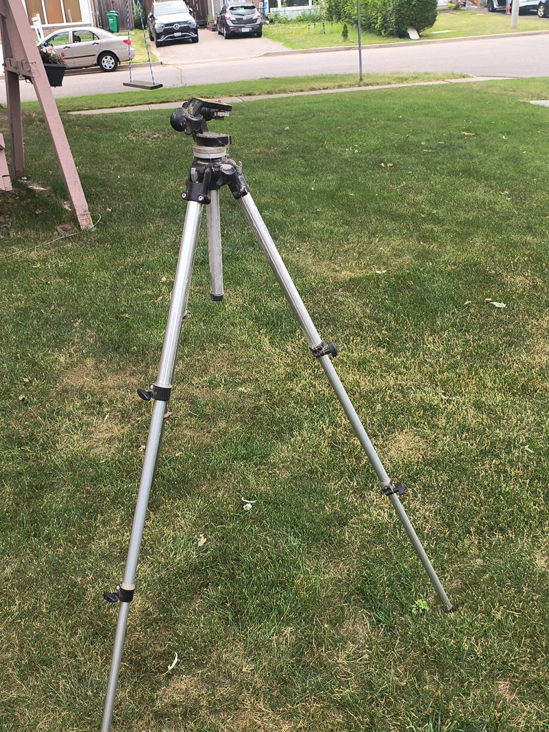 Adjustable Tripod