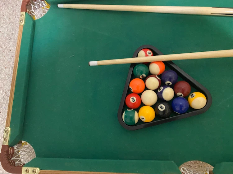 Mini Pool Table with Cues and Balls - photo 4