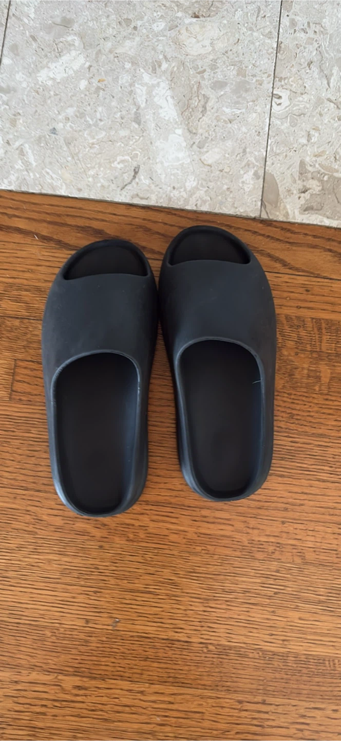 Black cloud Slides - Size 9 and 9.5