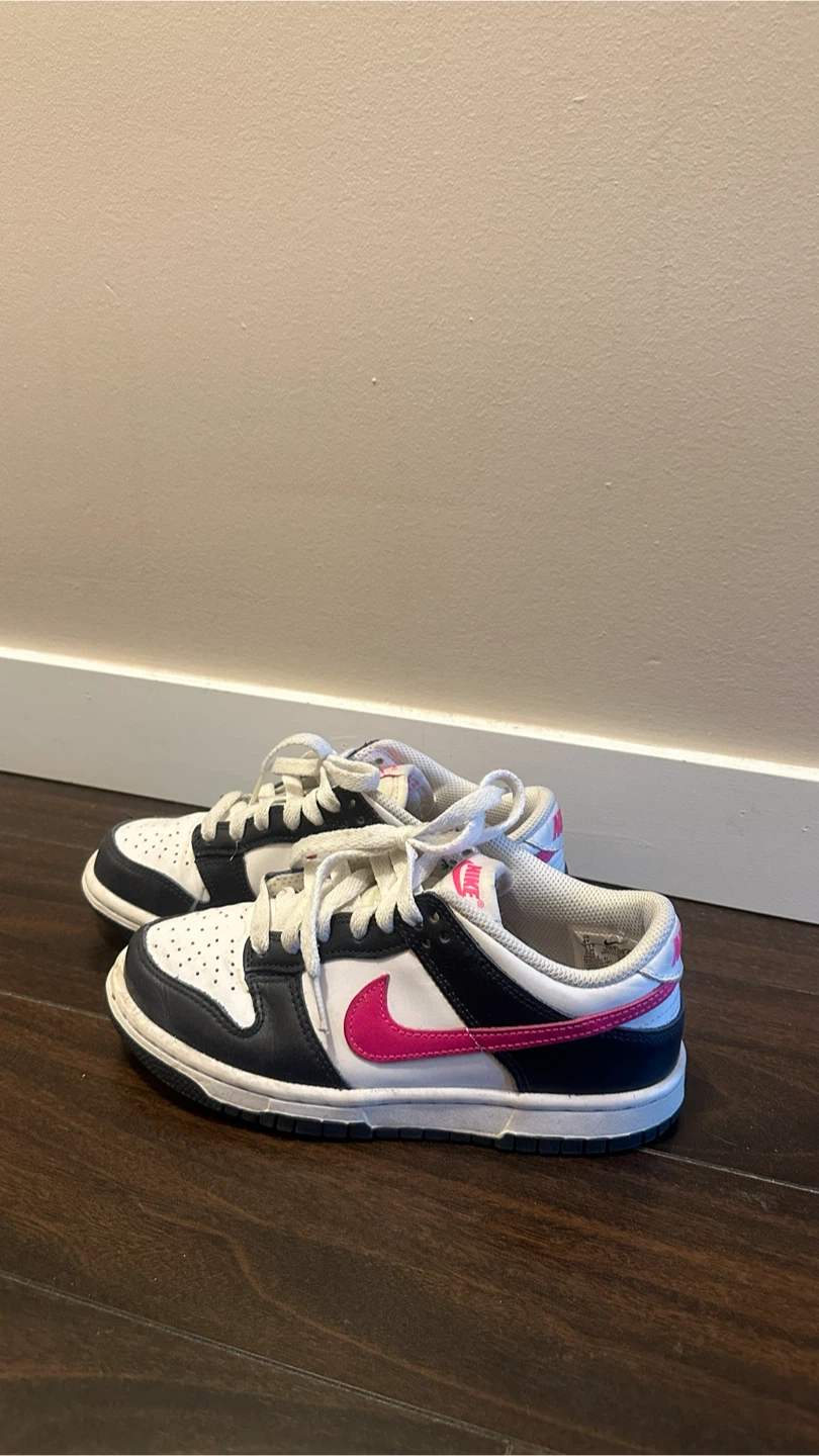 Nike Dunk Low US 4