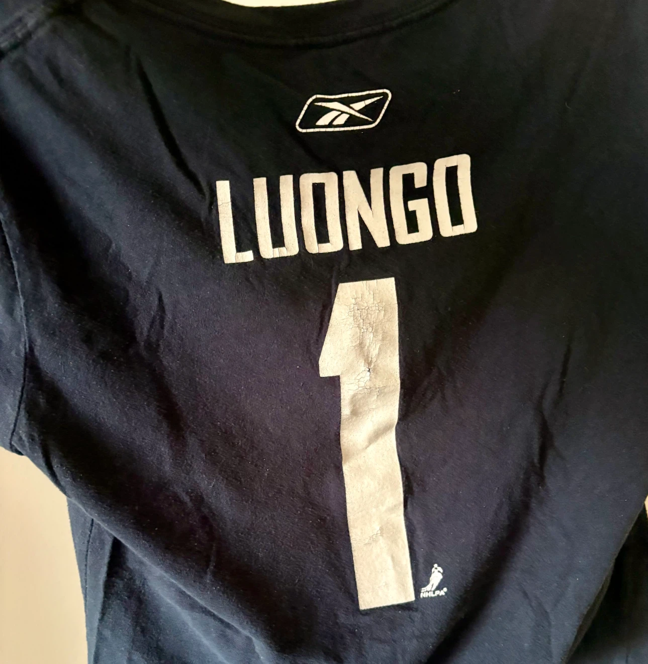 Vancouver Canucks Luongo #1 Reebok T-Shirt XL - photo 4