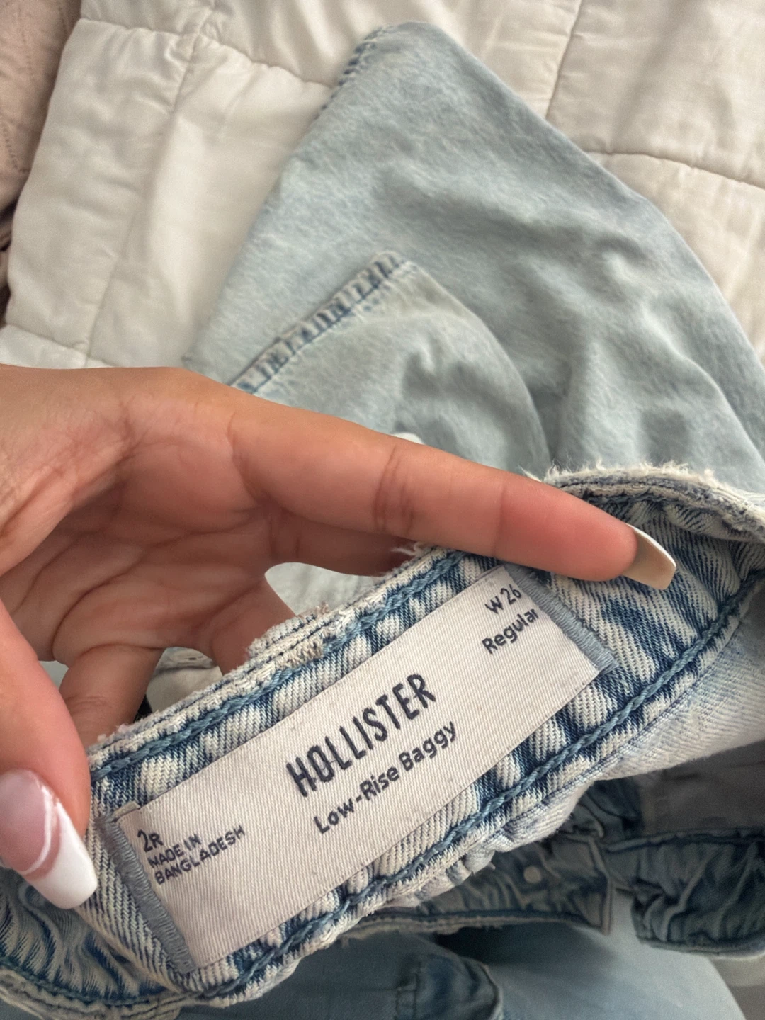 Hollister Low-Rise Baggy Jeans W26 Regular - photo 3