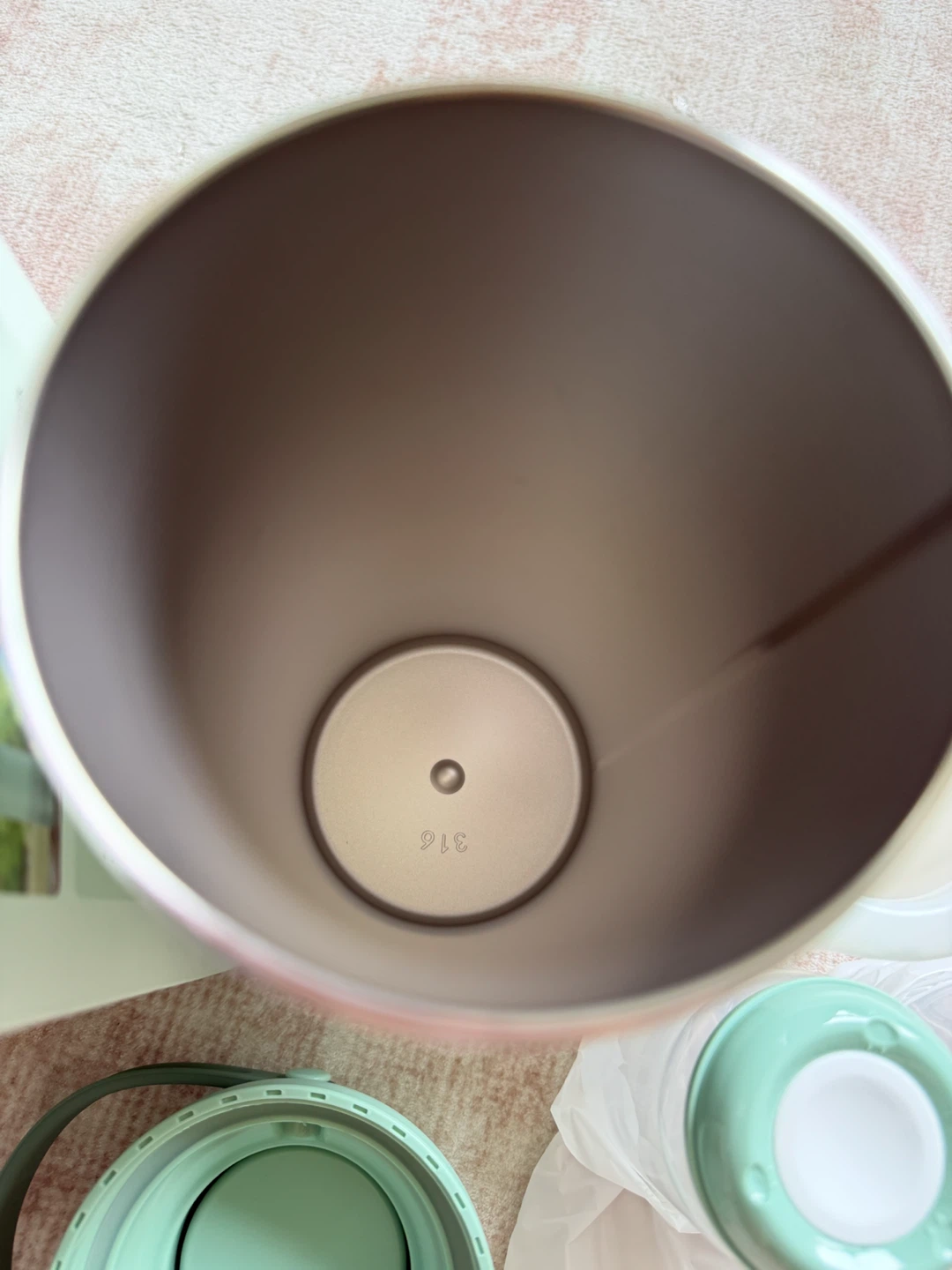Momcozy Portable Breast Milk Cooler - photo 2