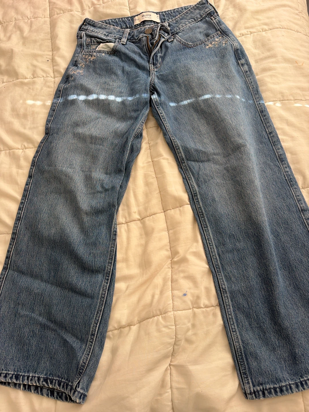 Hollister Low-Rise Baggy Jeans Size 0S