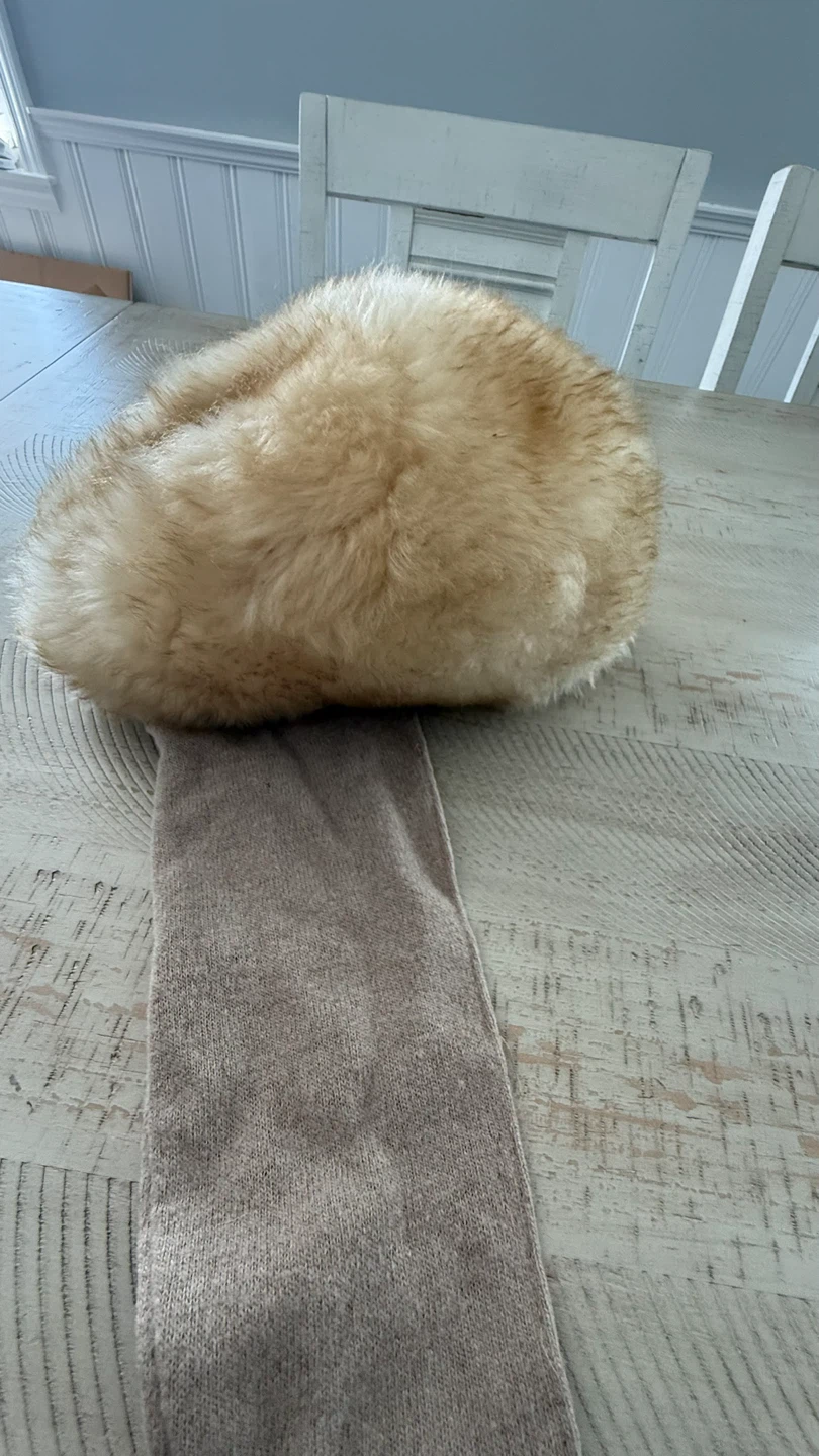 Alexander's Dyed Tuscan Lamb Fur Hat with Jersey Ties - photo 2