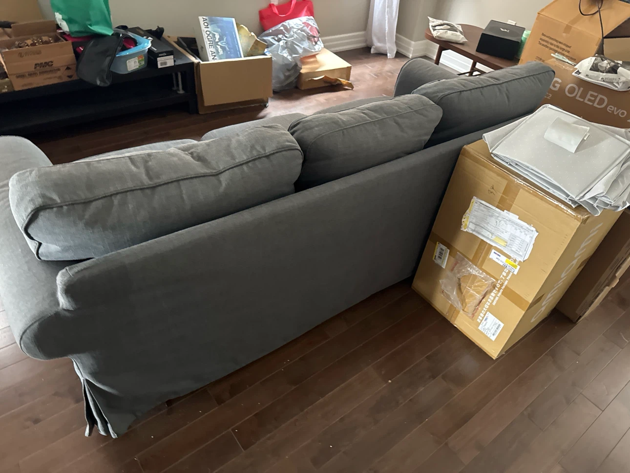 Grey 3 seater sofa，good condition - photo 3