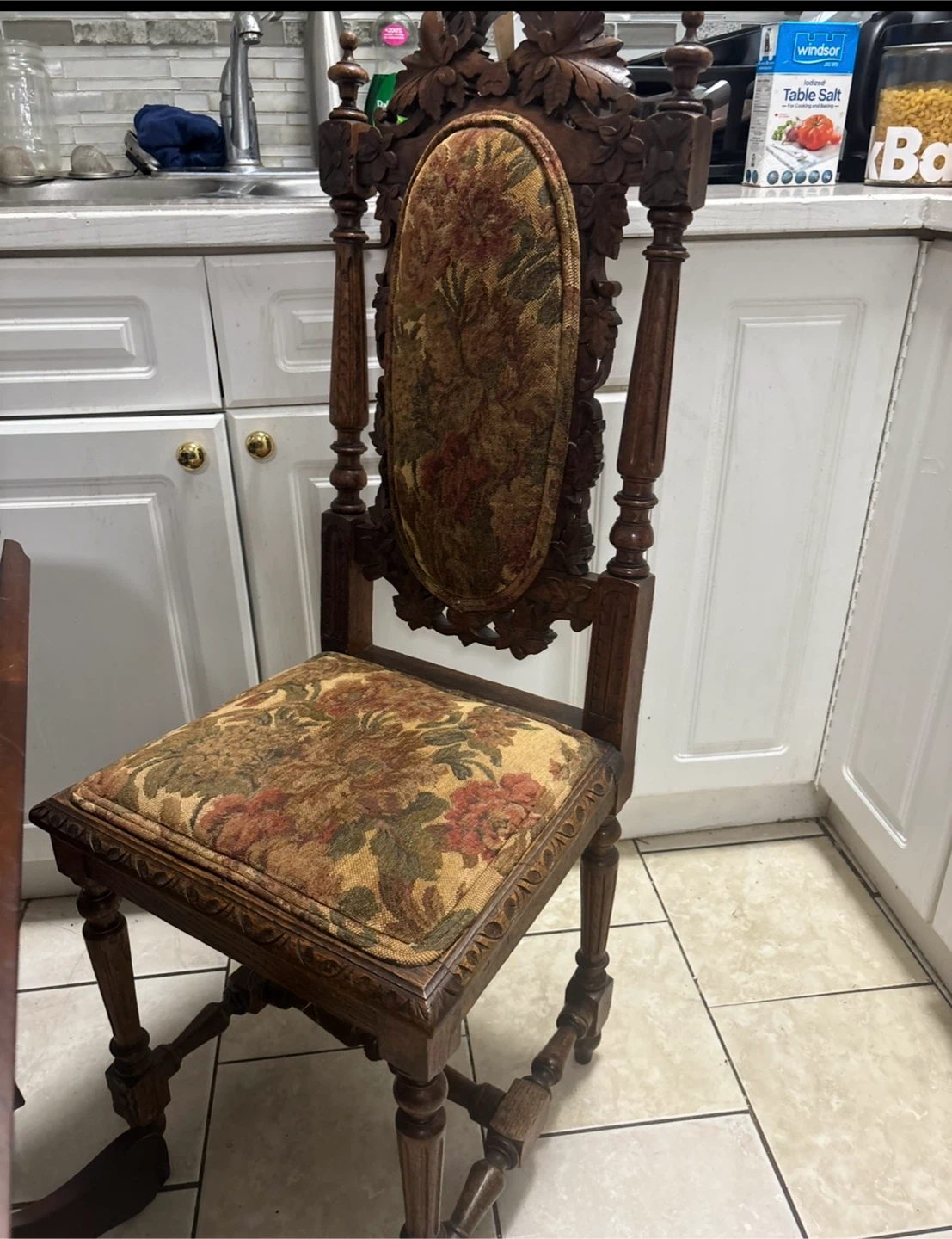 Victorian Renaissance Revival Mahogany Tapestry Fabric Chair - photo 4