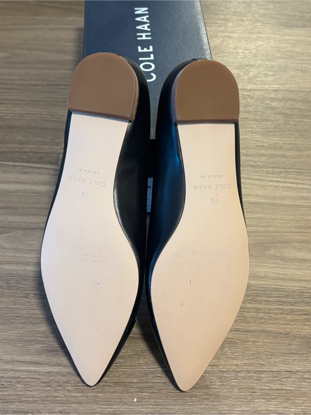 Cole Haan Black Leather Pointed Toe Flats - photo 2