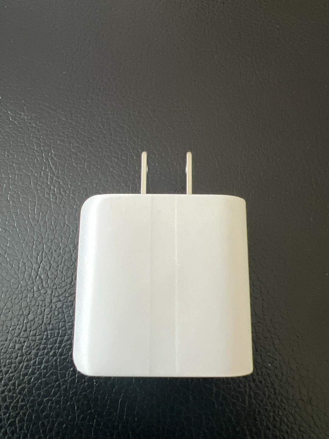 Apple 20W Charger with USB C to C cable - photo 4