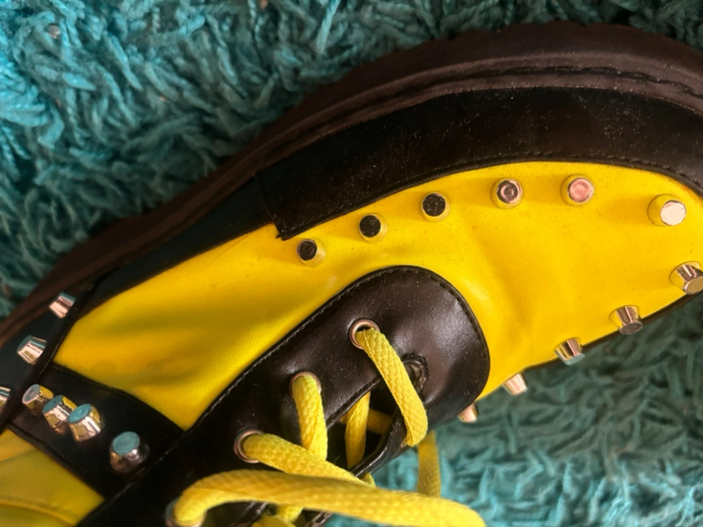 Yellow & Black Studded Platform Boots Size 9 - photo 4