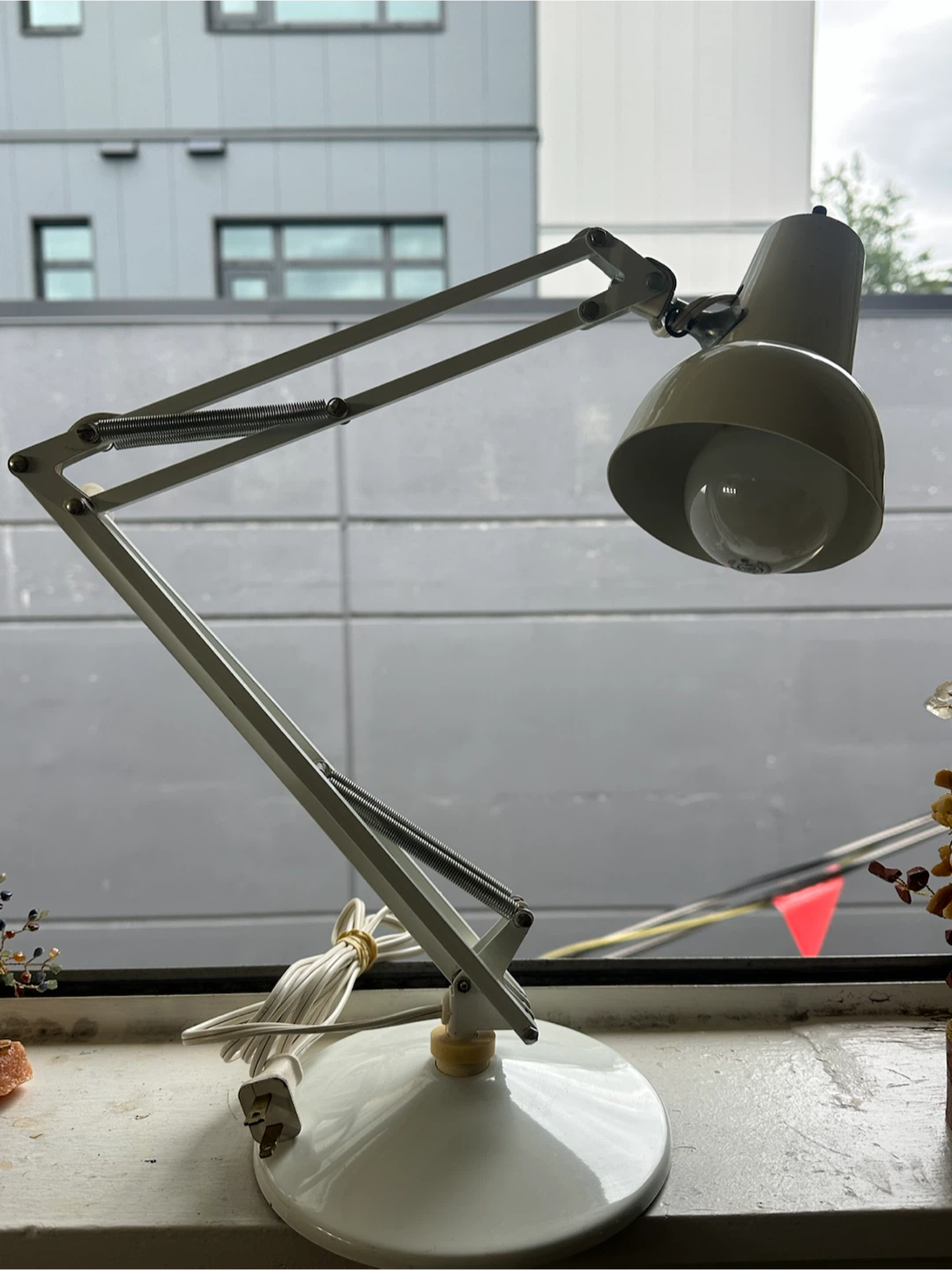 Mid century white articulated Luxo table lamp
