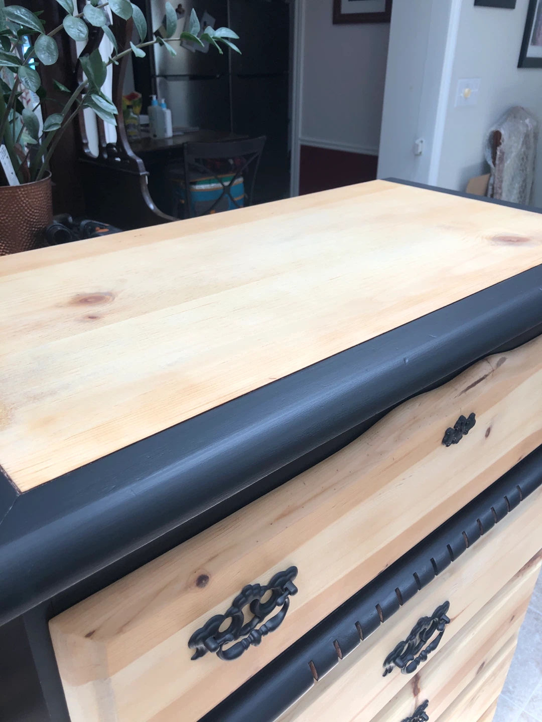Dresser, 5 drawer, refinished - photo 4