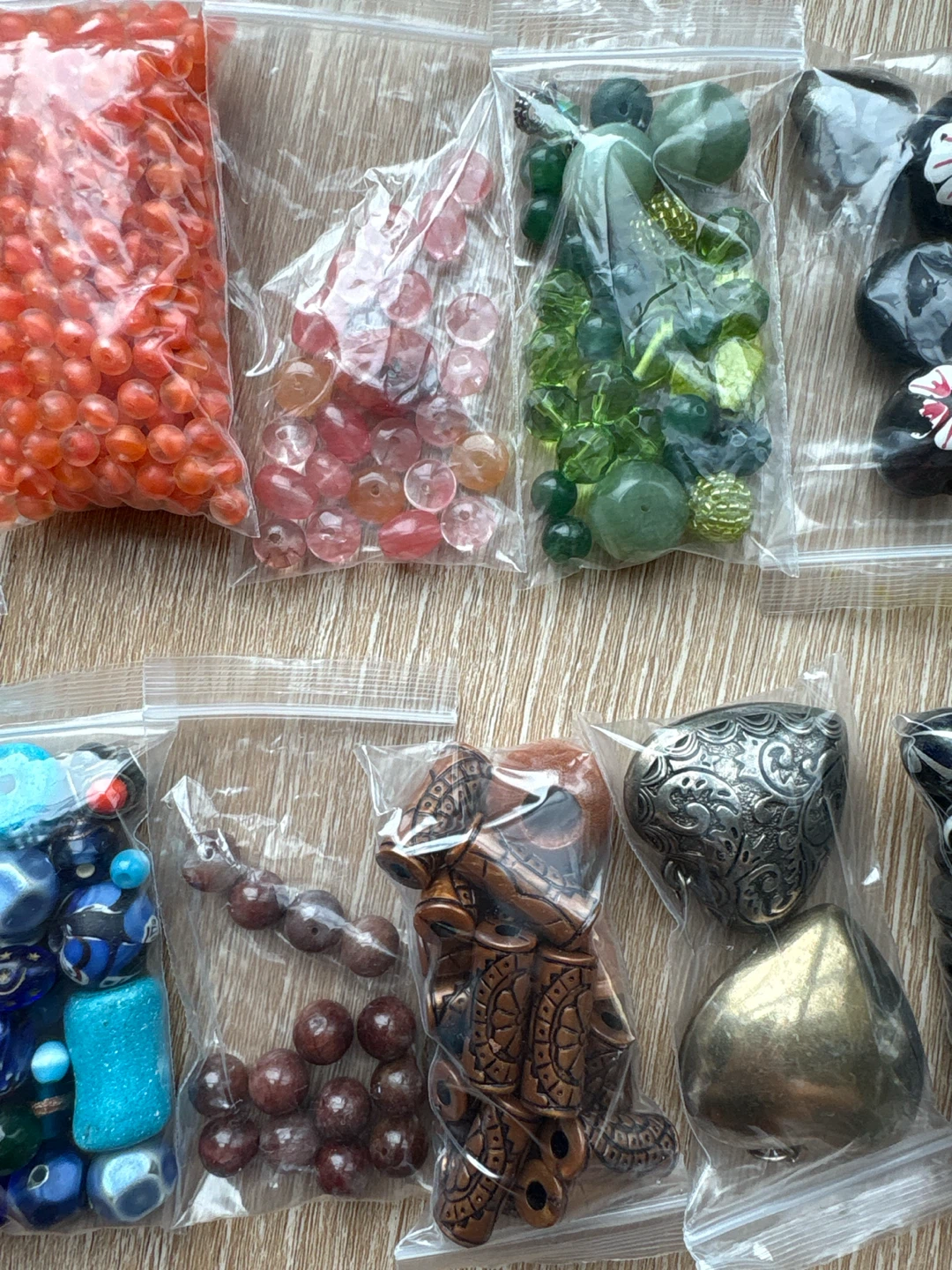 Assorted Vintage Beads and Charms for Crafting - photo 3