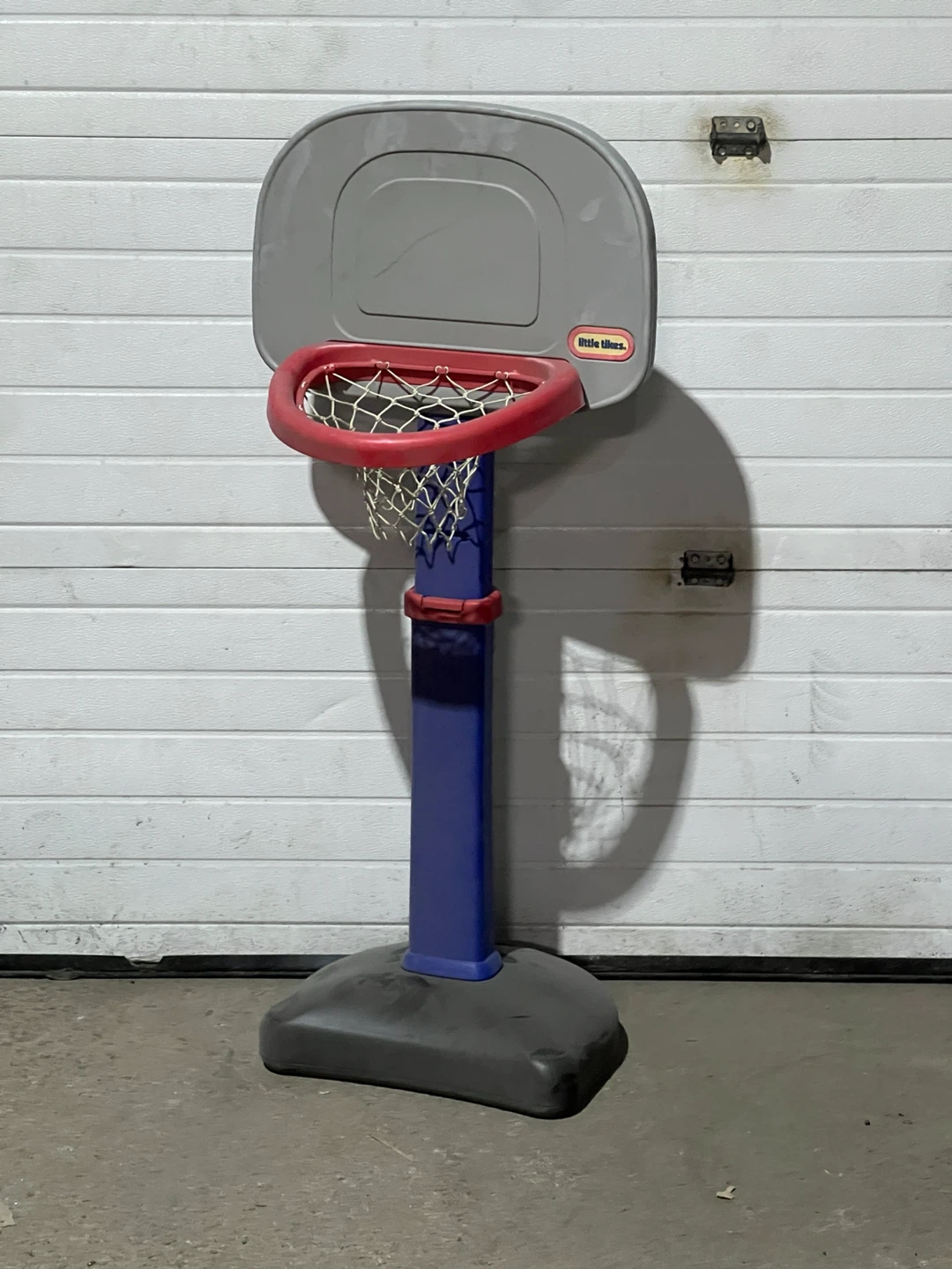 Little Tikes Basketball Hoop