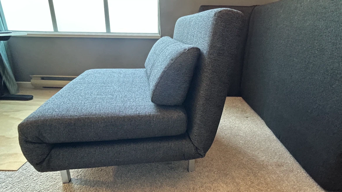 Single Chair Bed (2 available)