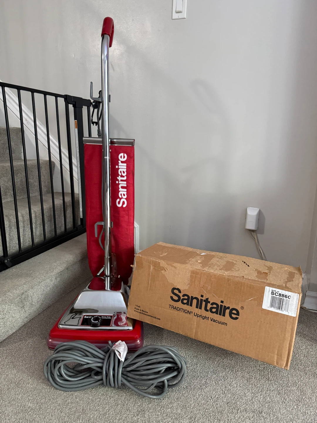 NEW Sanitaire Commercial Upright Vacuum