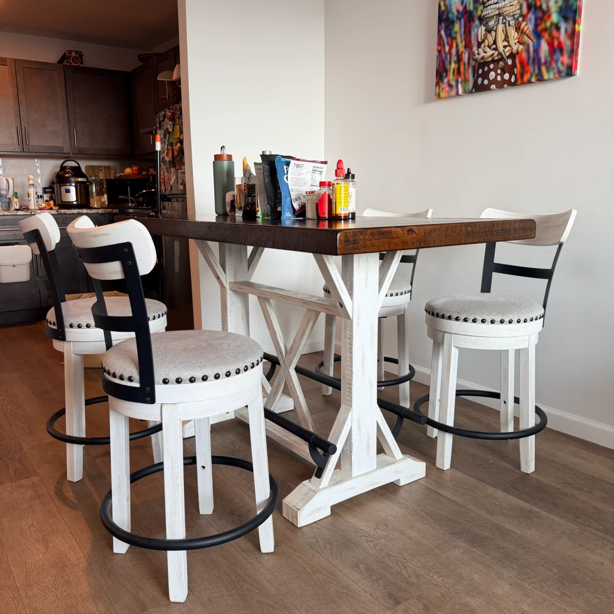 Counter Height Dining Table and 4 Barstools - photo 2