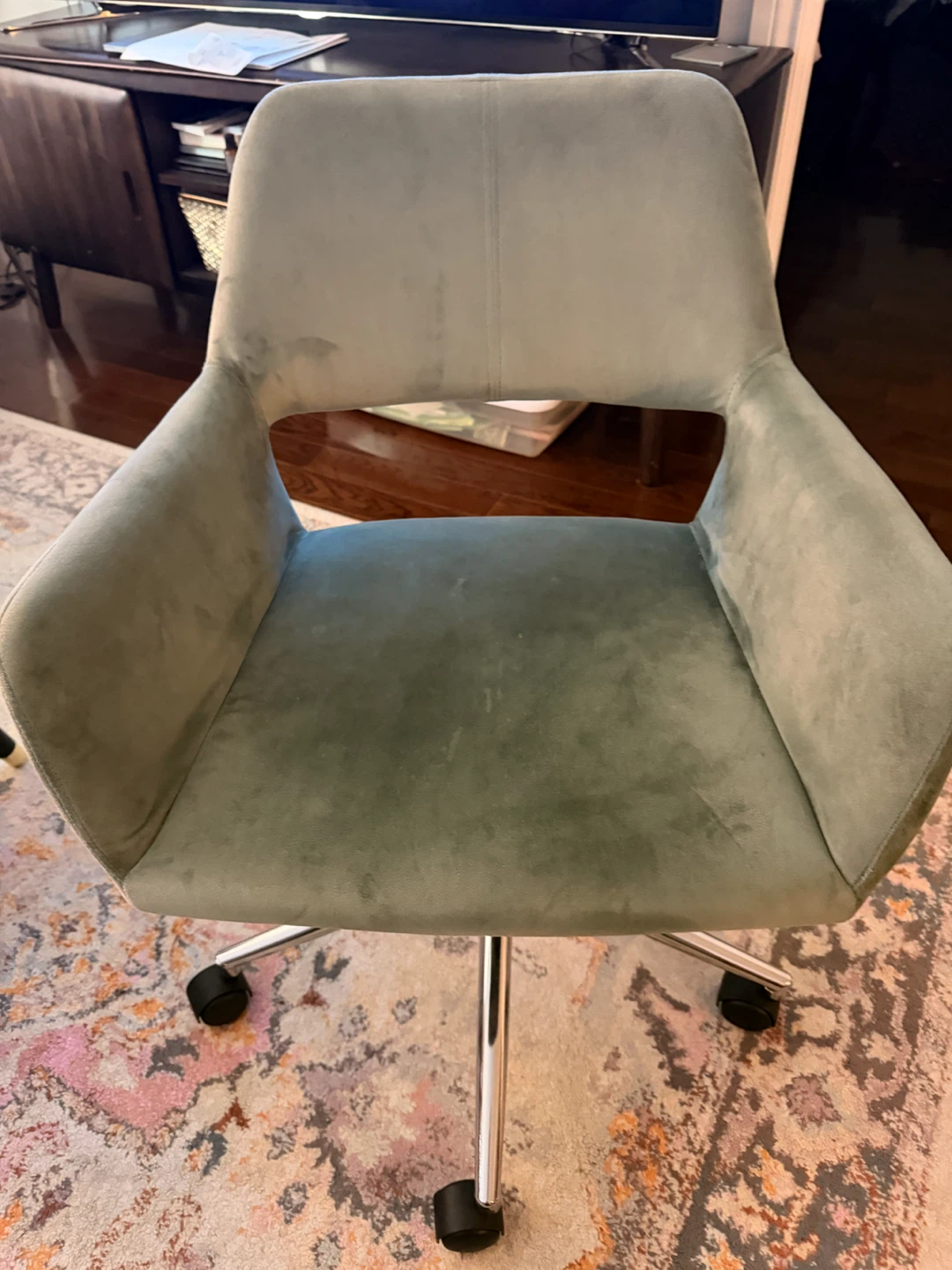 Sage Green Velvet Office Chair - photo 2