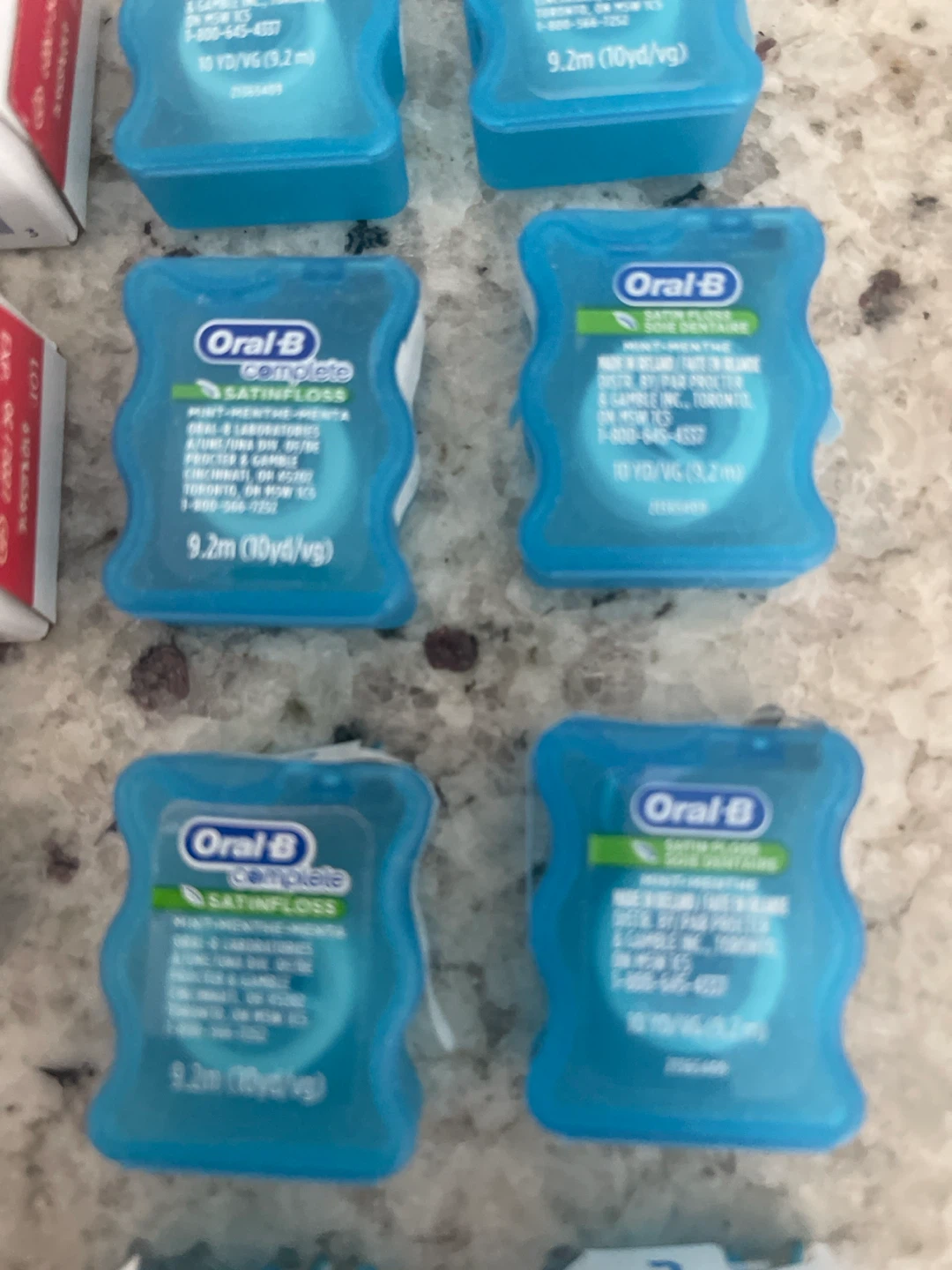 Oral-B Satinfloss Dental Floss & Colgate PerioGard Toothpaste - photo 2