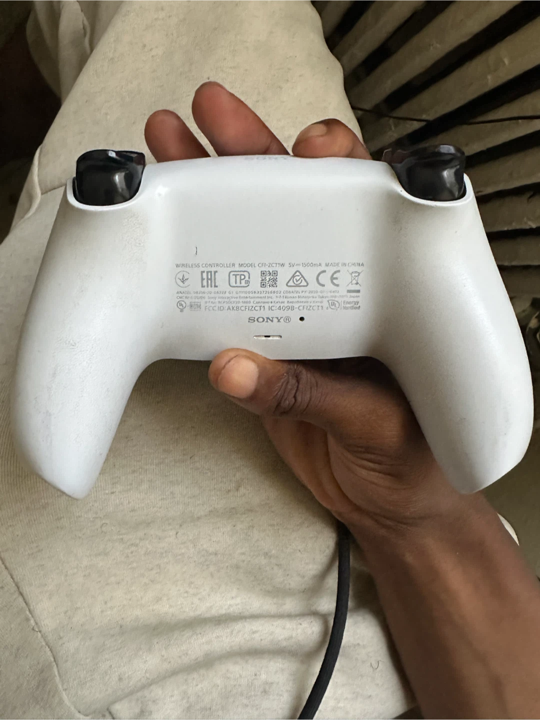Sony PlayStation 5 DualSense Wireless Controller - photo 2