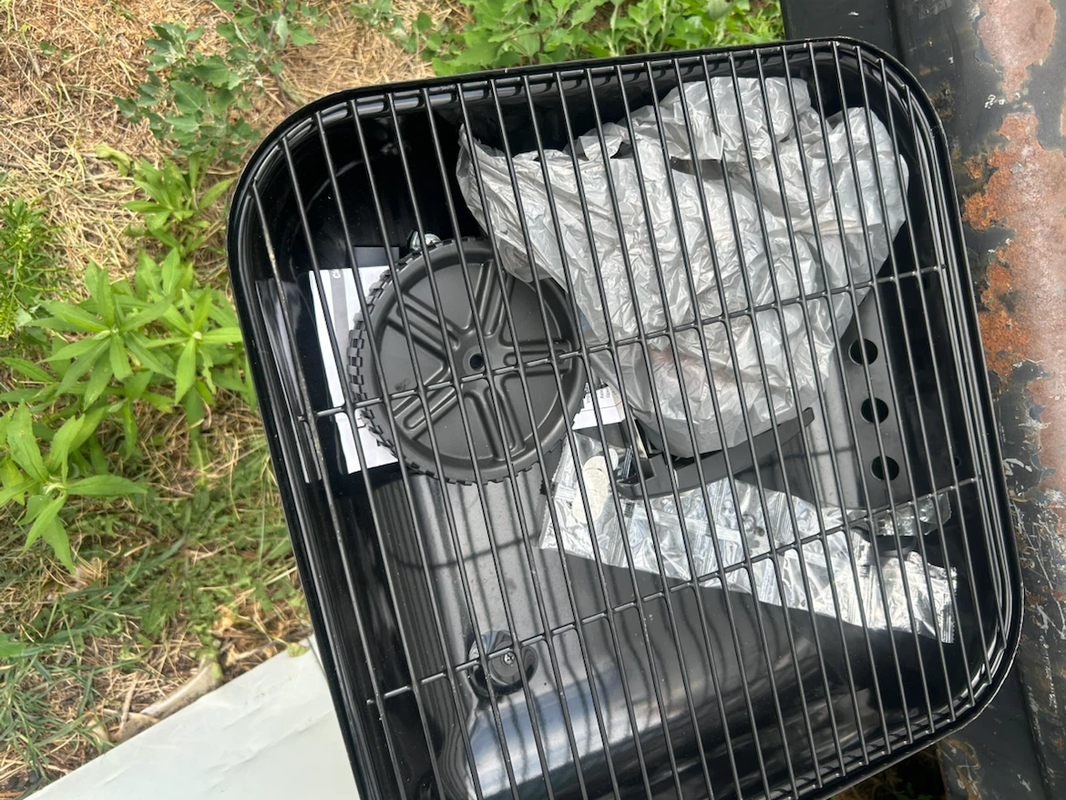 Expert Grill 302 sq in Cooking Surface Portable Charcoal Grill - photo 5