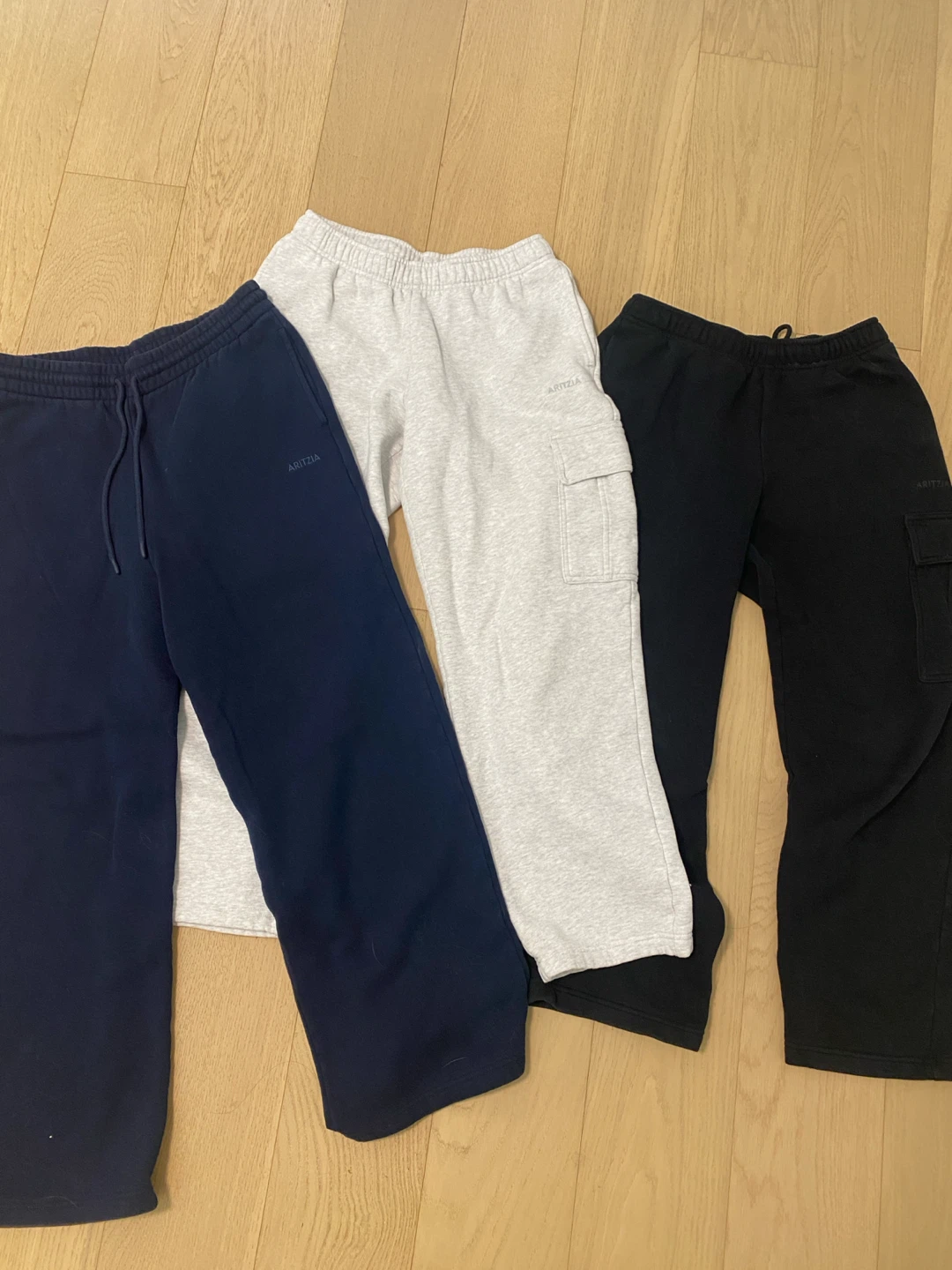 Aritzia Sweatfleece Joggers Bundle