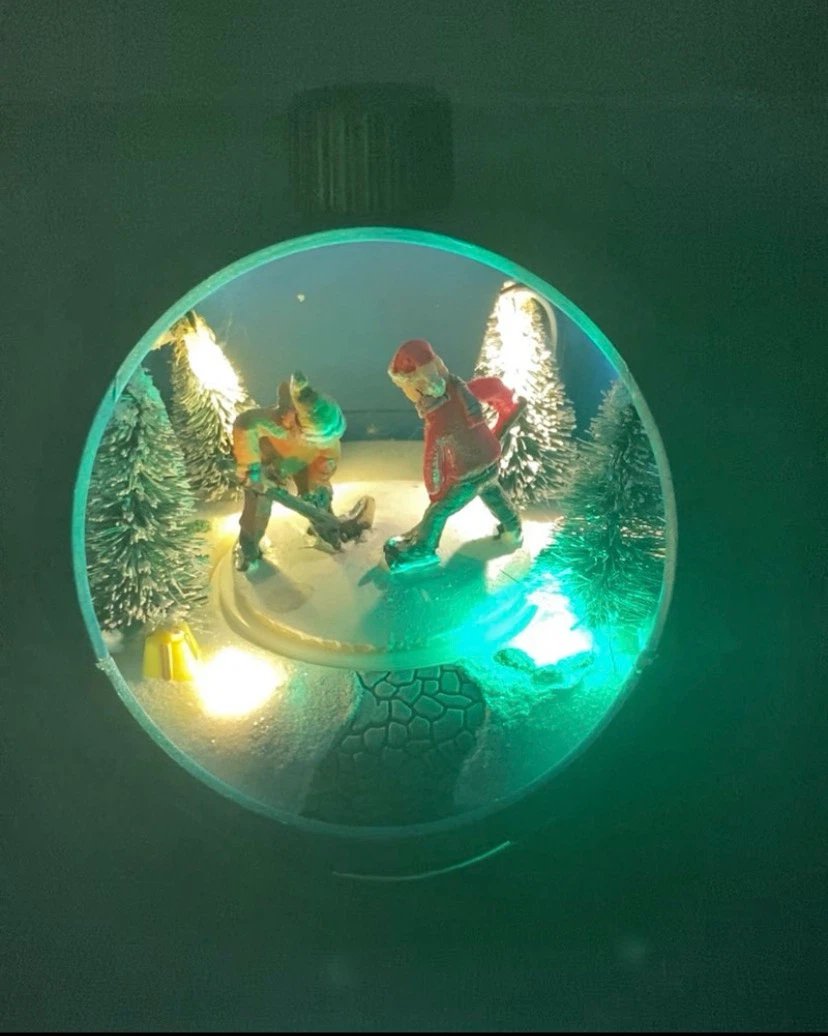 Hockey Collectible with Spinning Figures - photo 3