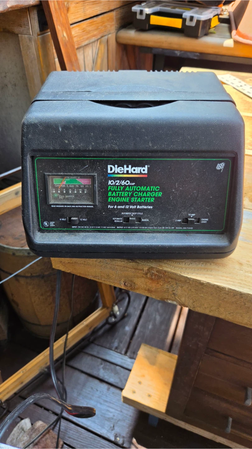 Trolling motor/Die Hard Charger - photo 3