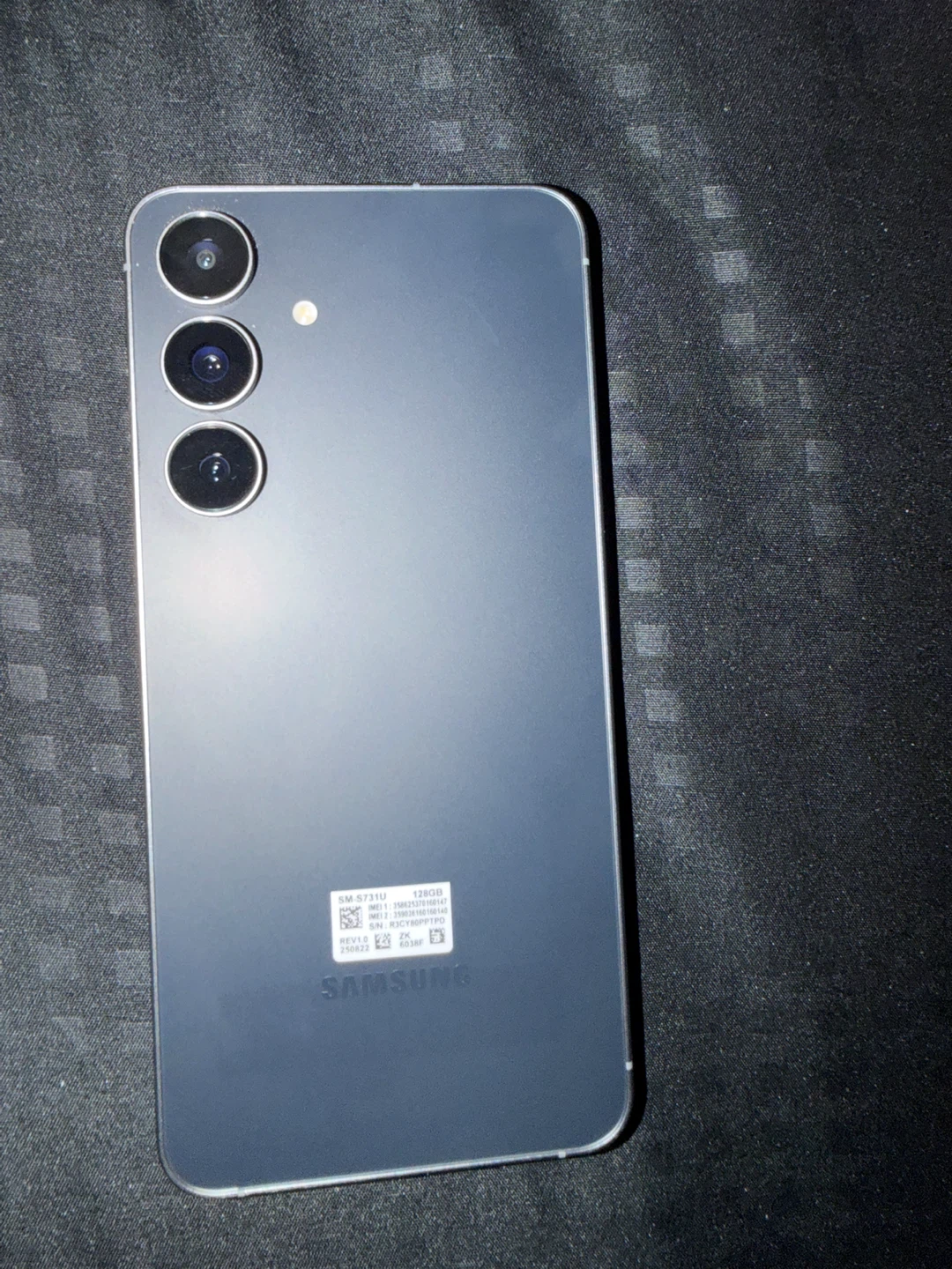 Samsung Galaxy S25 FE - 128GB - photo 3