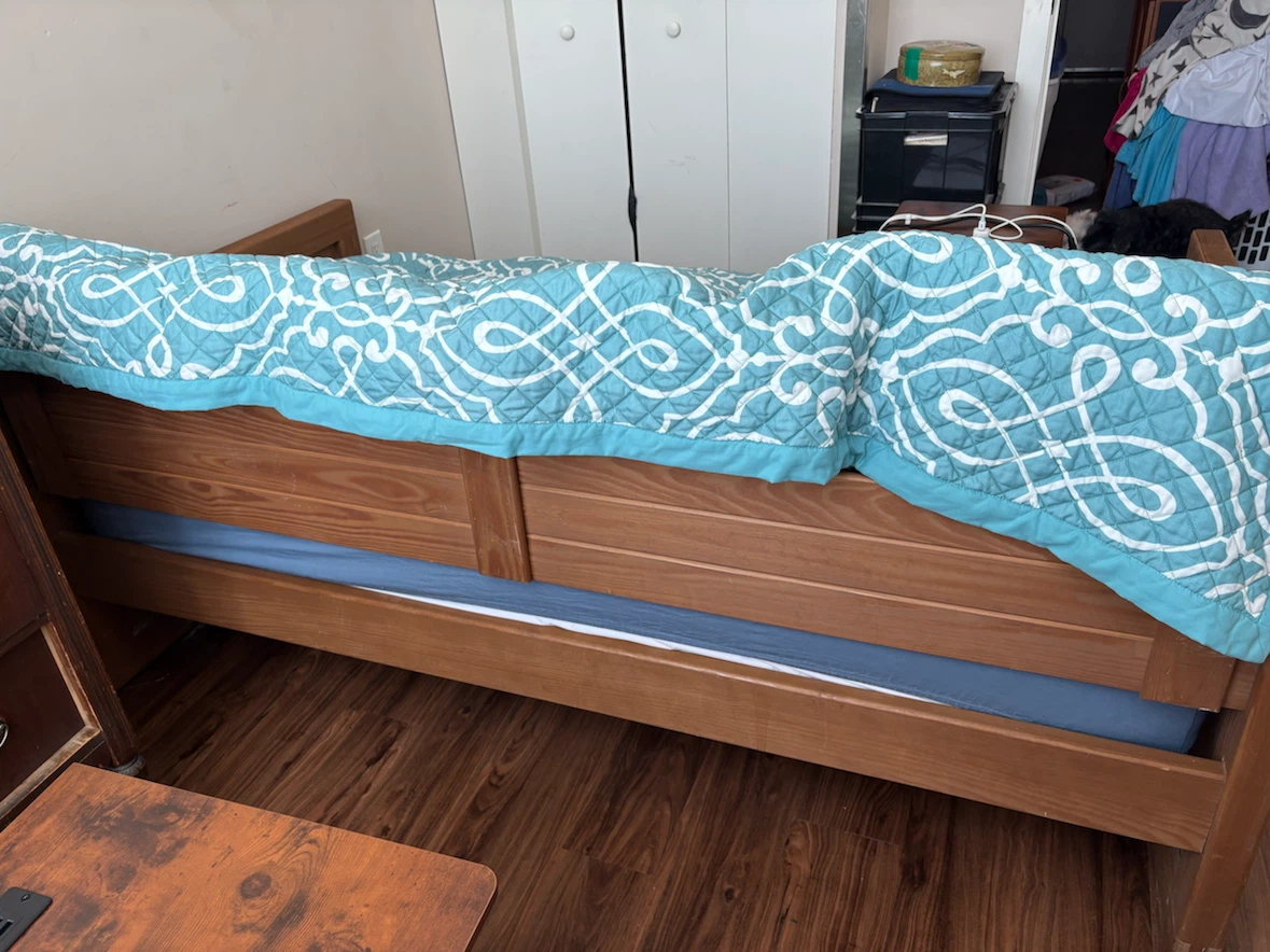 CUSTOM CRATE DESIGNS DAYBED + COMPLETE SLEEP PACKAGE