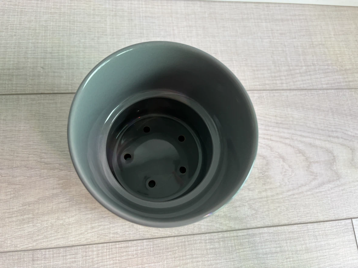 Grey IKEA ceramic planter with Saucer 4 inches - photo 3
