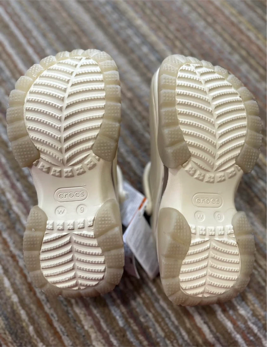 crocs super bae clog - photo 3