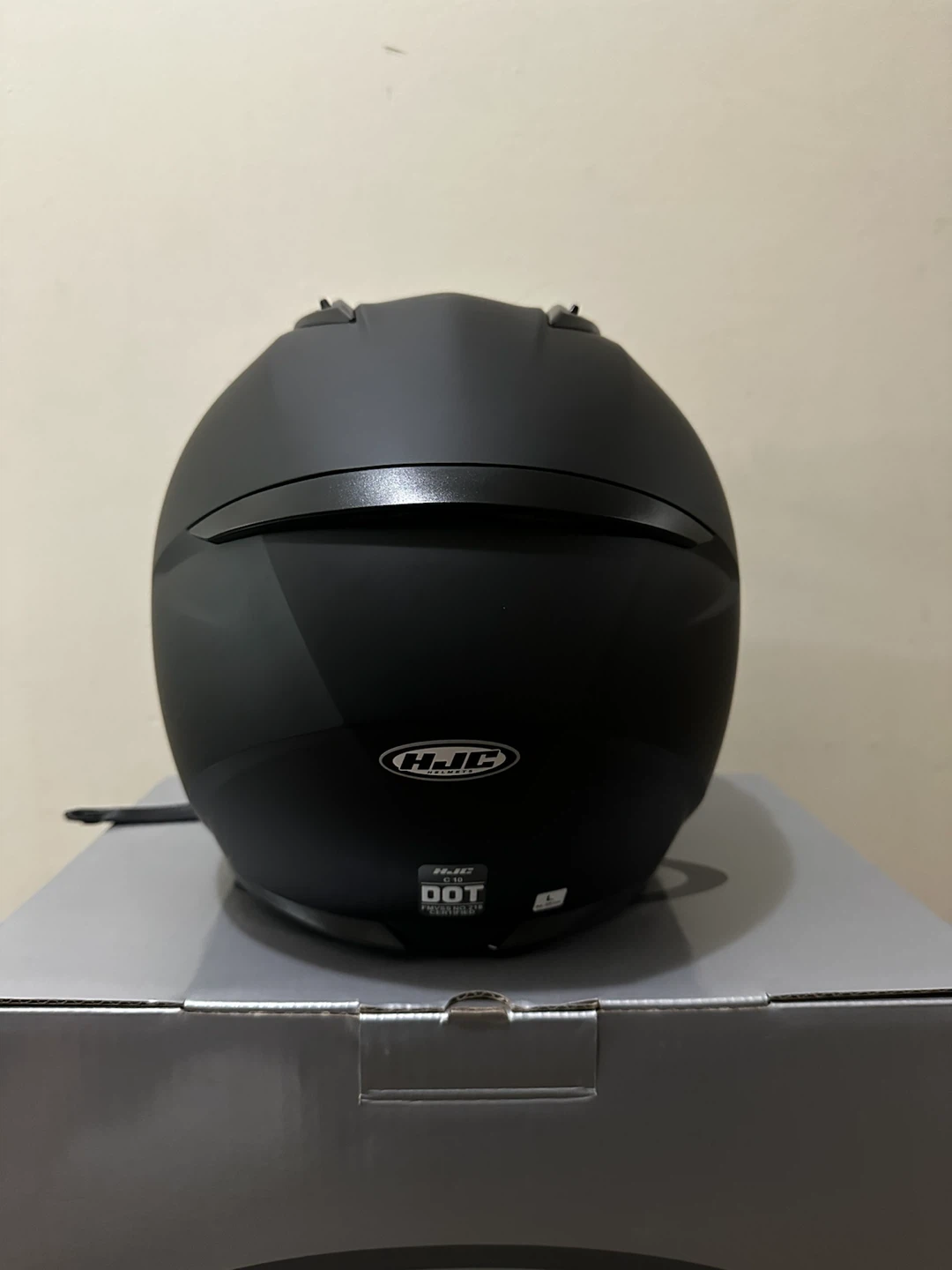 HJC C10 Motorcycle Helmet - photo 2