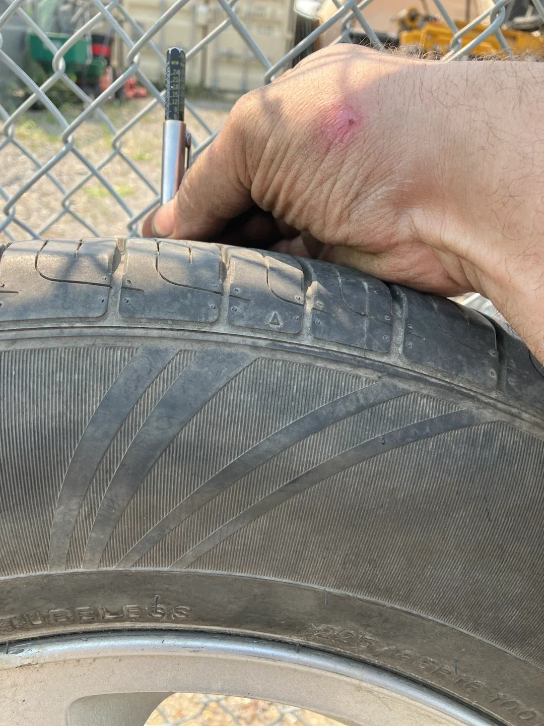 Set of 4 Tires with Rims - photo 3